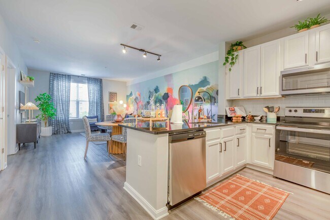 Foto del edificio - The Alaire Twinbrook Station Apartments