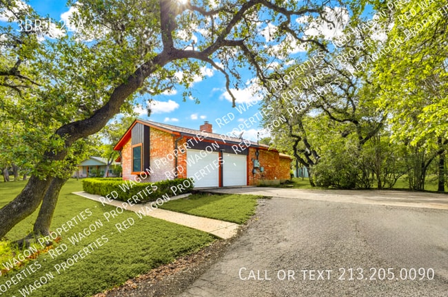 Building Photo - 1125 Fawn Dr