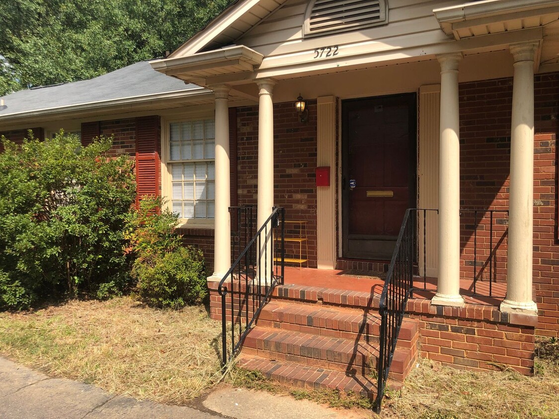 Primary Photo - 5720-5722 Londonderry Duplex