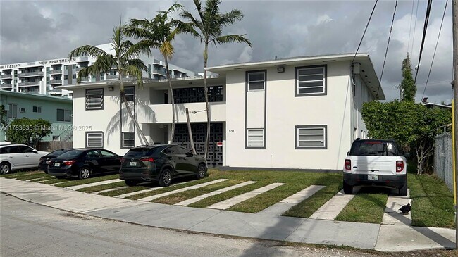 Foto del edificio - 531 NE 82nd Terrace