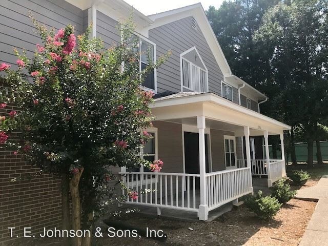 Foto principal - 1396 Chestnut Plains Ct