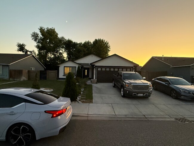 Foto del edificio - 5502 Hayes Ln