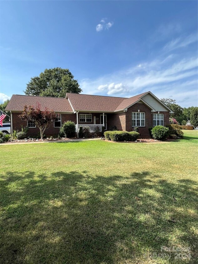 2100 Phala Ct, Monroe, NC 28112 House Rental in Monroe, NC