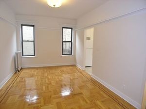 Primary Photo - 449 7th Ave