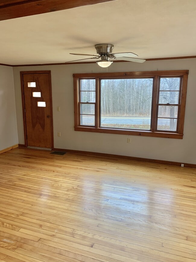 Building Photo - 1984 Pushaw Rd