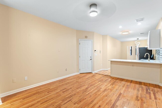 Foto del edificio - 378 Baldwin Ave