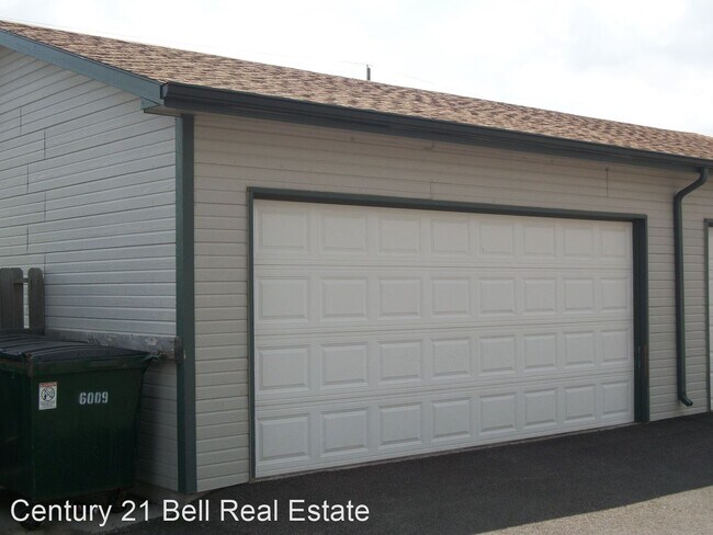 Foto del edificio - 3 br, 2 bath House - 5126 Ridge Road