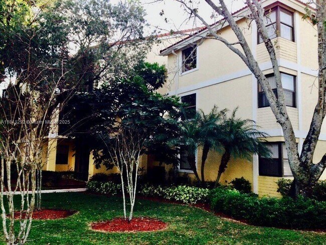 Foto del edificio - 10105 W Sunrise Blvd