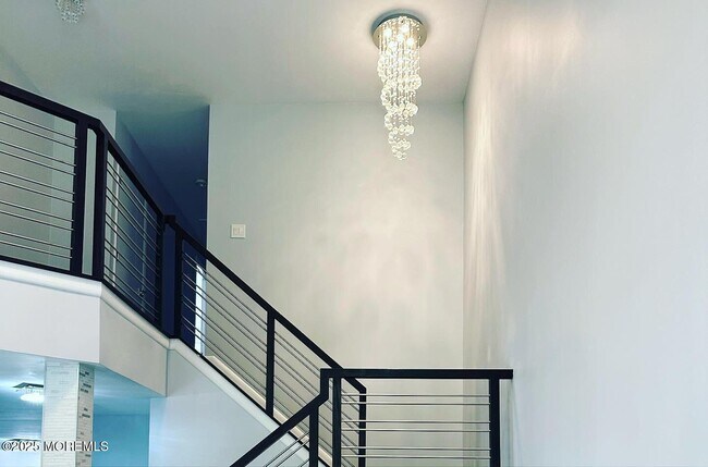 Foto del edificio - 36 Alpine Rd