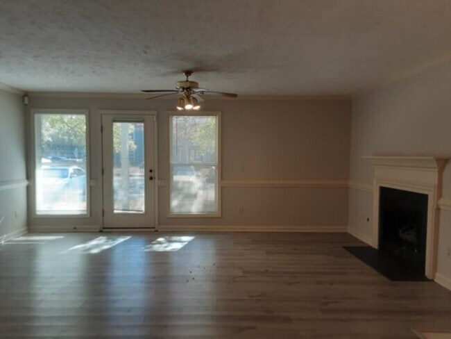 Foto del edificio - 1841 1 Sardonyx Road, Fayetteville, Nc 28303