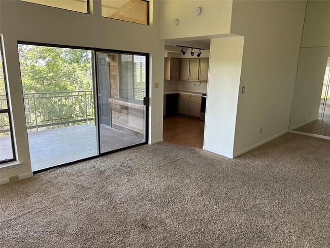Building Photo - 8200 Neely Dr