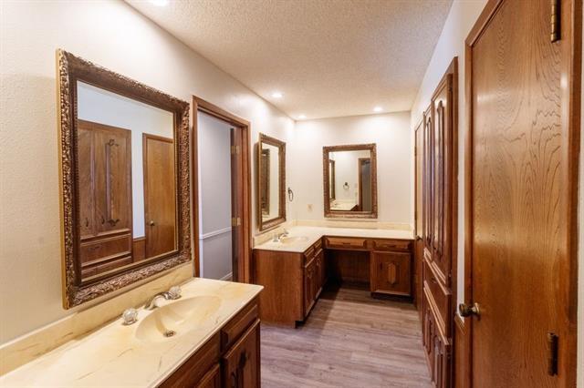 Foto del edificio - 4504 Weyhill Dr