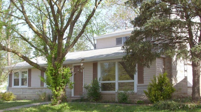 Primary Photo - 1760 Anna St