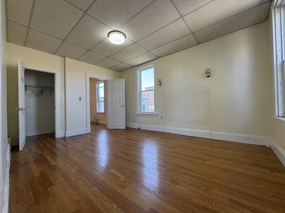 Photo - 202 Market St (Boston, MA)