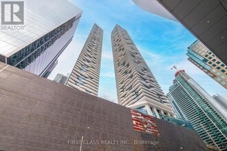 Building Photo - 100 Harbour St