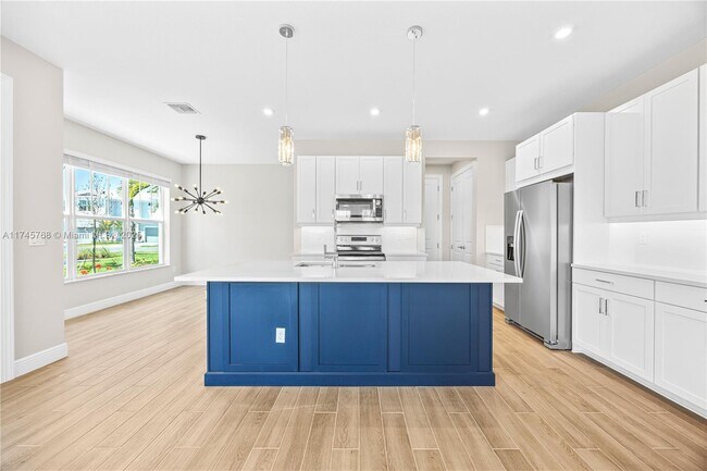 Building Photo - 3542 NW Solange Ct