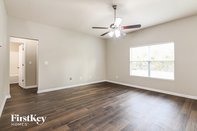 Foto del edificio - 65081 Lagoon Forest Dr