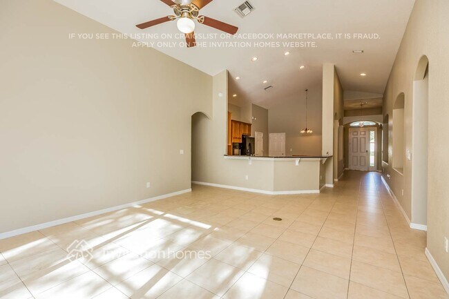 Foto del edificio - 4311 85th Ave Cir E