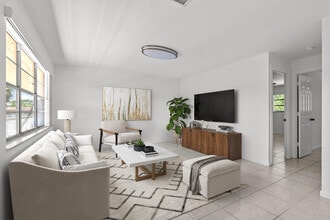 Building Photo - 1908 NW 4th Ave