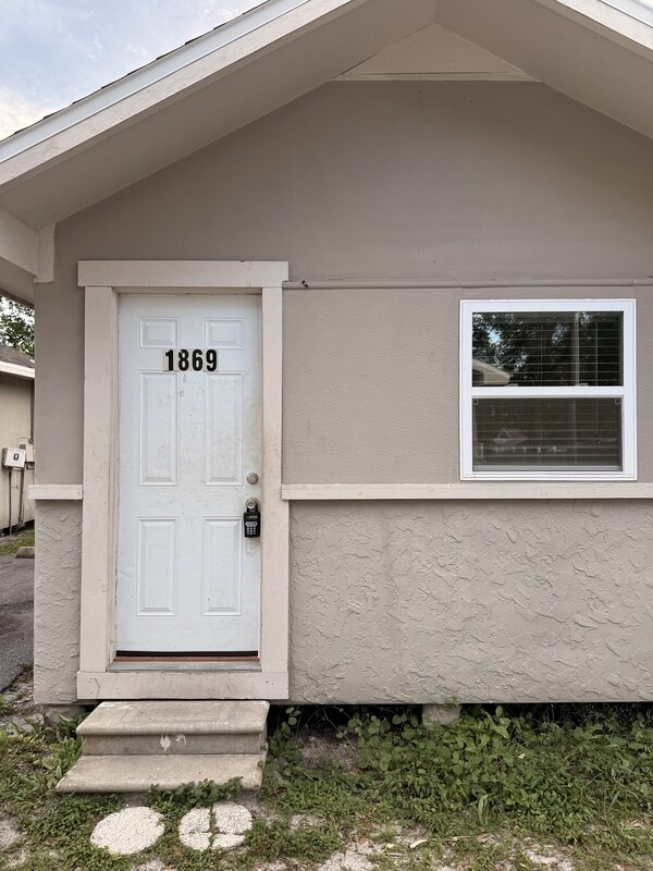 Primary Photo - 1869 29th Ave N