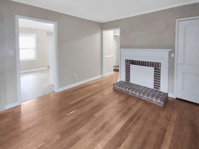 Foto del edificio - 477 Morningside Dr NE