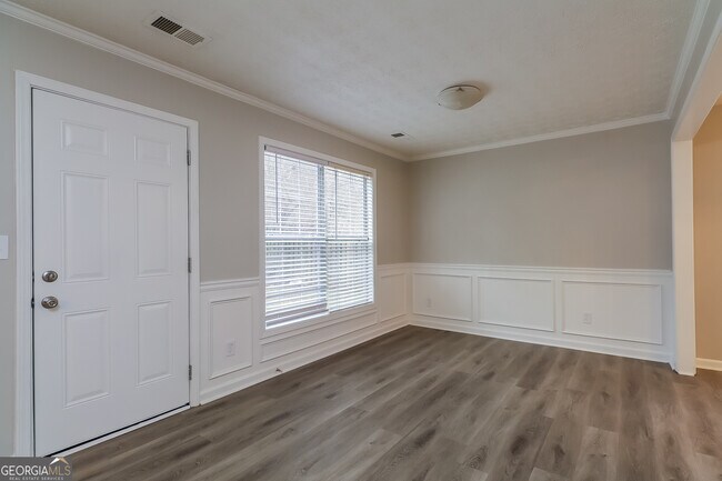 Foto del edificio - 4982 Truitt Ln