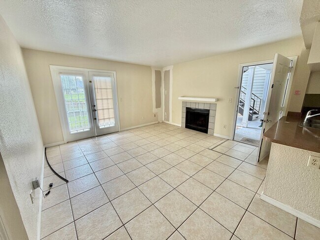Foto del edificio - Orlando - 2 Bedroom, 1 Bathroom - $1495.00