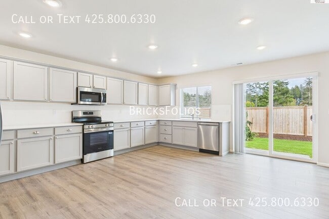 Building Photo - 19537 141st Ave Ct E