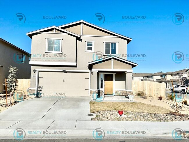 Building Photo - Beautiful 4 Bedroom 3 Bathroom House Locat...