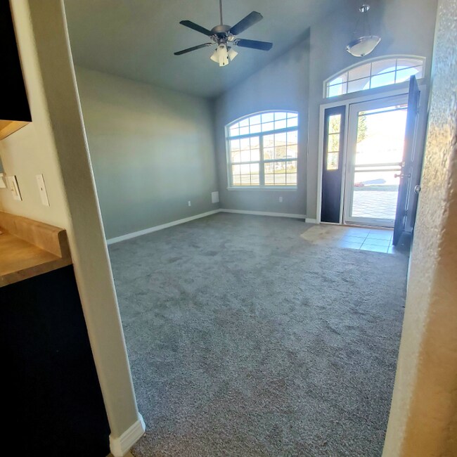 Building Photo - 5126 Peachcrest Dr