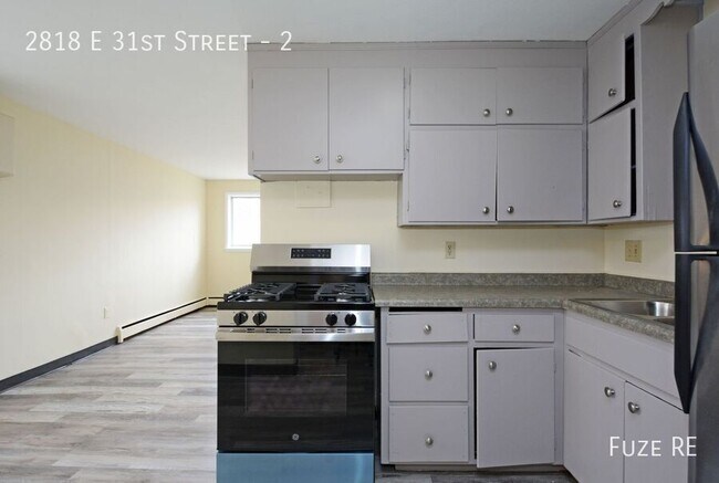 Foto del edificio - 2818 E 31st St