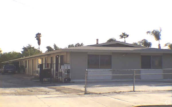Foto principal - 1295 Hardt St