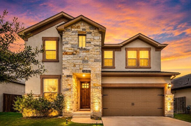 Foto del edificio - 129 Birkshire Dr