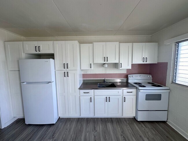 Photo - 57 Mango St House