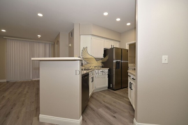 Building Photo - 7155 S Durango Dr