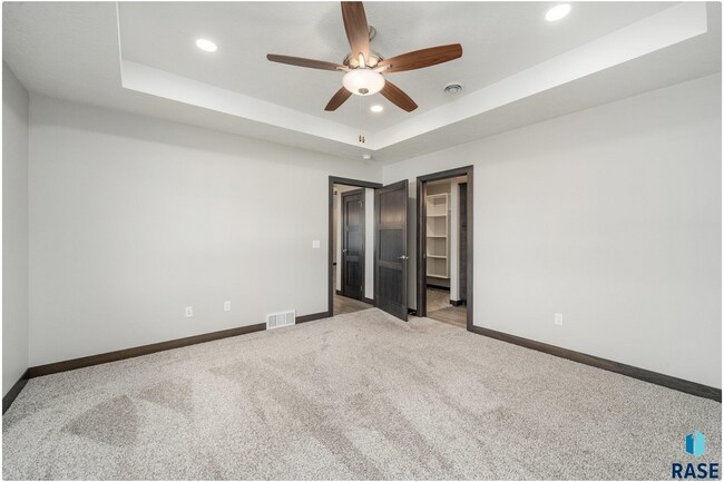 Foto del edificio - 4701 W 35th St N
