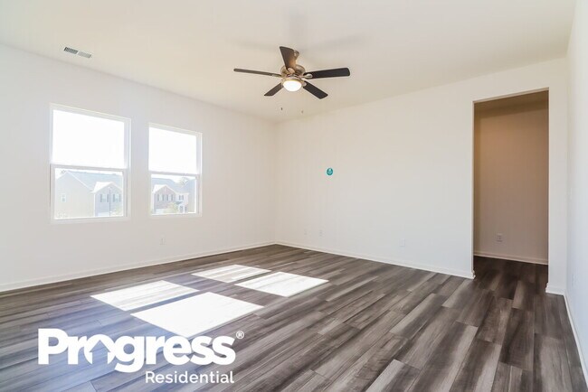 Building Photo - 2104 Theberton Trail
