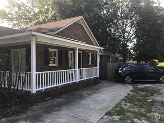Building Photo - 914 Chevis St