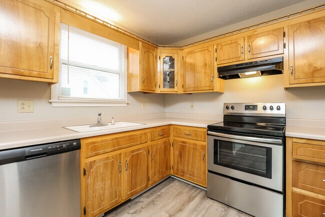 Foto del edificio - 3507 Clearwater Dr