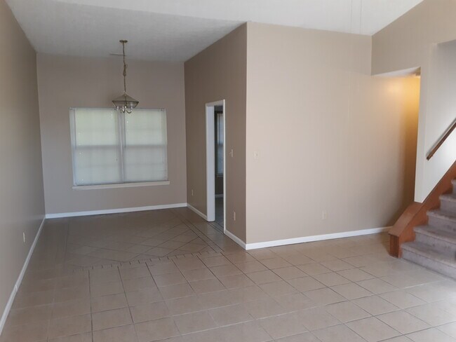 Living room and dining room - 3821 Cologne Ct