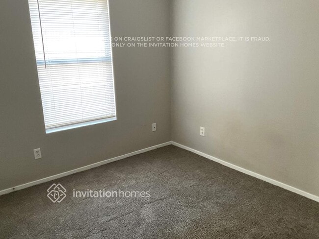 Building Photo - 421 Casie Ct