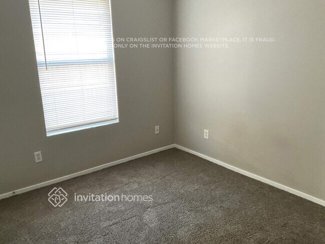 Foto del edificio - 421 Casie Ct