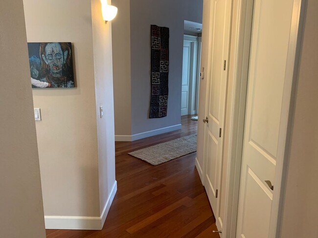 Foto del edificio - Stunning 3BD Washougal Home with Mt Hood View!  High End Finishes & Minutes from Downtown Camas!