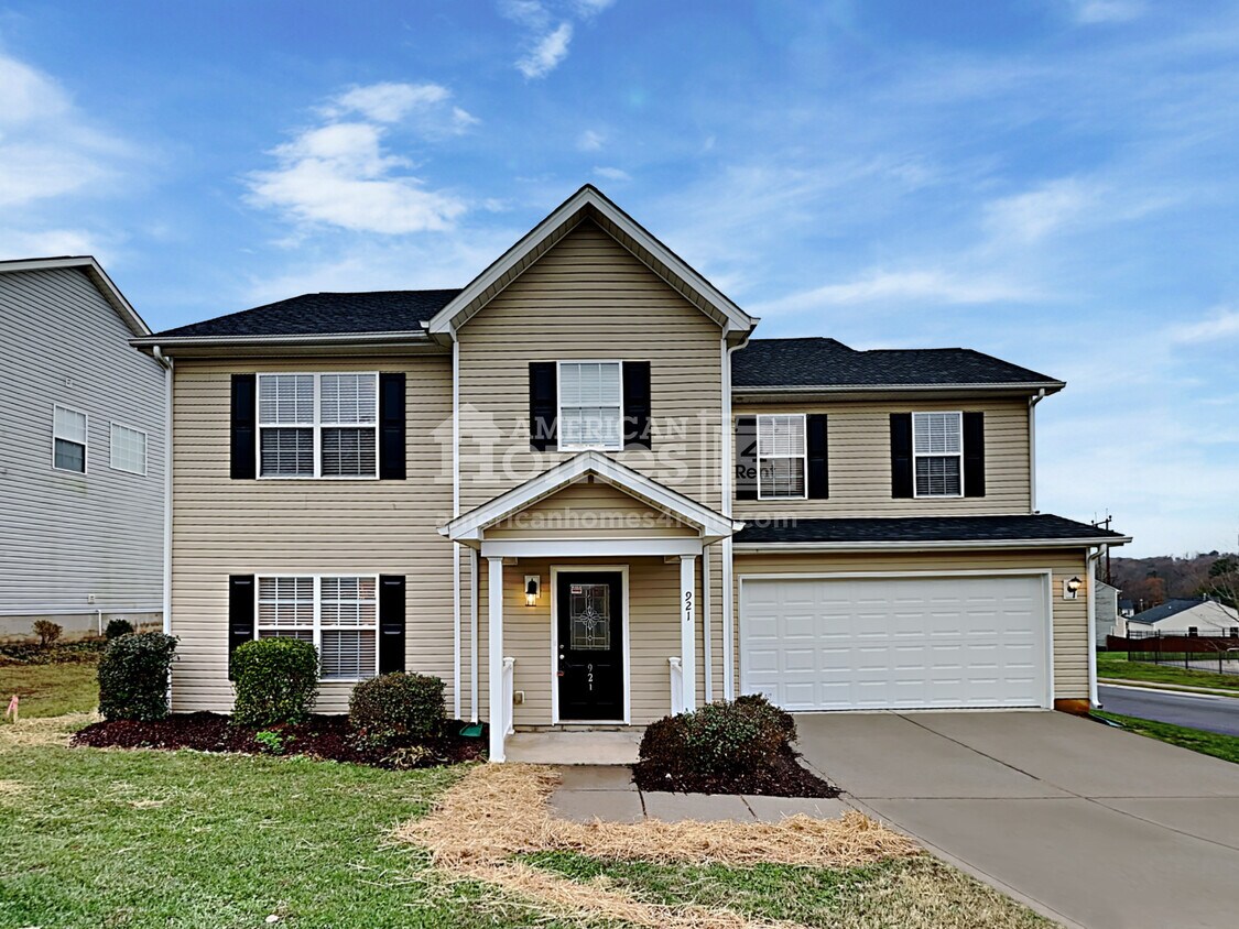921 Sundance Drive House for Rent in Gastonia, NC