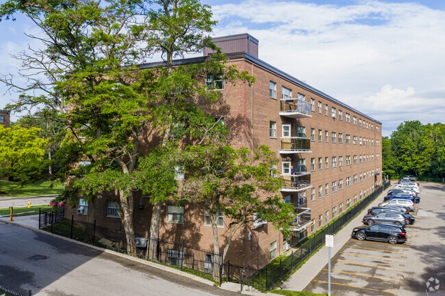 Building Photo - 25 Seeley Dr