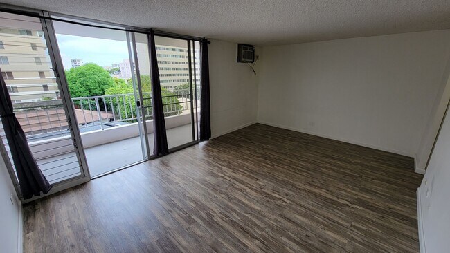 Building Photo - Dominis West #308  Studio with parking