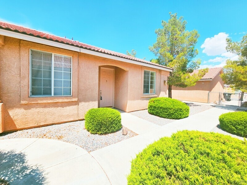 1320 Pocahontas Ave Unit 3, Pahrump, NV 89048 Condo for Rent in