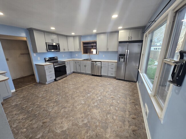 Building Photo - 2512 Texas Ave