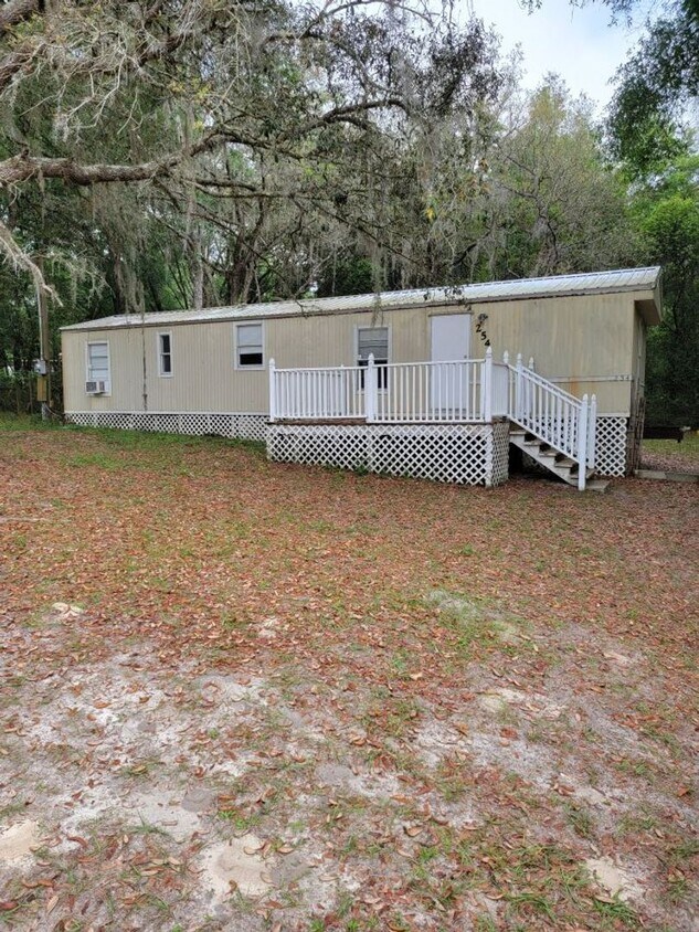 Primary Photo - 254 Bay St