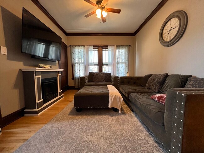 Foto del edificio - 6326 W Berenice Ave
